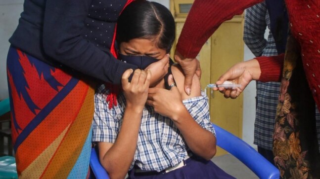 4 Indore schools sealed for not administering first vaccine dose to 547 eligible students - Vimarsana News
