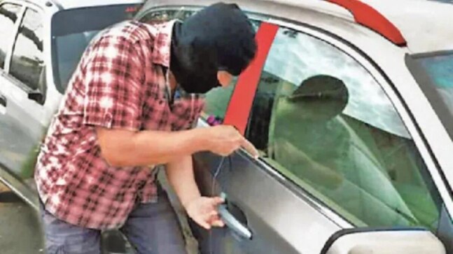 Valuables worth Rs 10 lakh stolen from parked cars in Gurugram