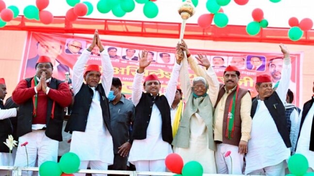 Akhilesh's bet in Yadav belt: Samajwadi-Ambedkarwadi unity & winning over BJP's non-Yadav OBC voters - Vimarsana News