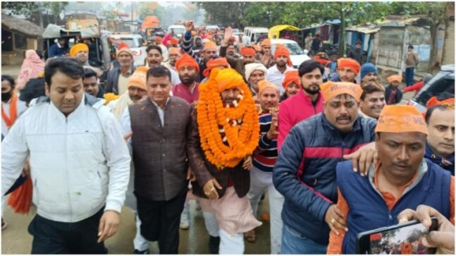 UP Polls: BJP Minister 'runs' to file nomination in time - Vimarsana News