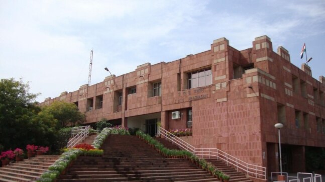 JNU to reopen tomorrow for 100% offline classes - Vimarsana News