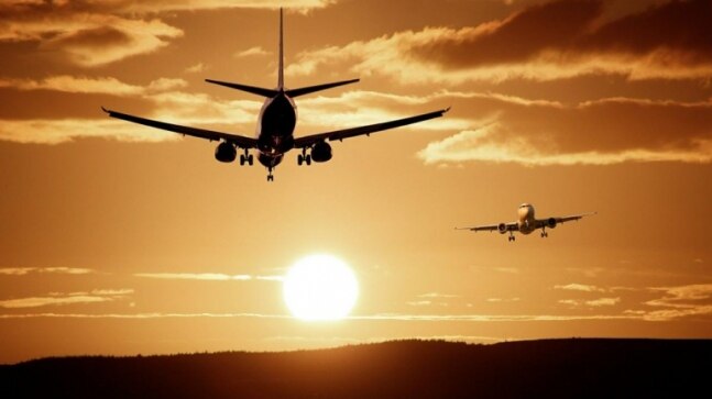 Srinagar Airport suspends flight operations on Fridays, weekends till March - Vimarsana News