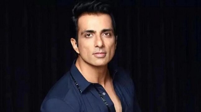 Sonu Sood stopped from visiting poll booths in Punjab's Moga as SAD accuses him of clicking selfie with voters - Vimarsana News