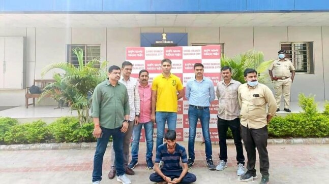 Man brutally kills 19-year-old girl in Vadodara, arrested