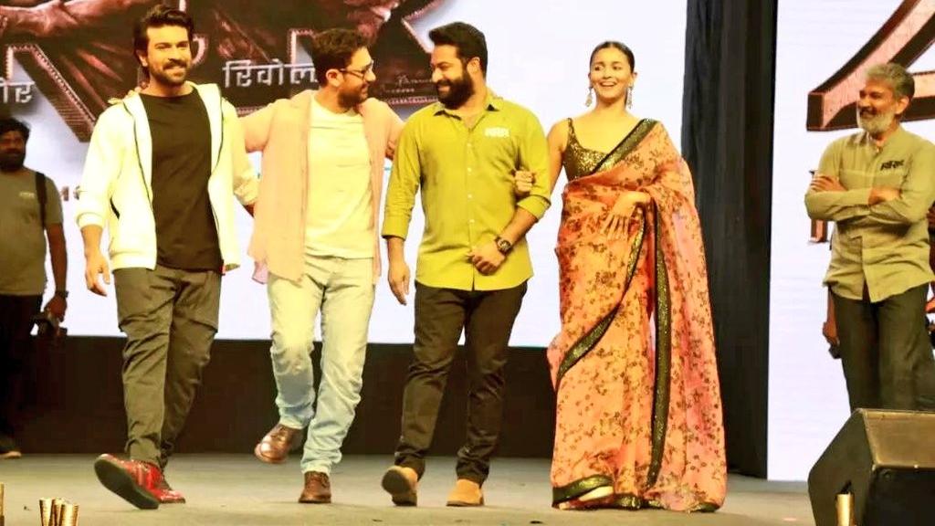 Aamir Khan danced to Naatu Naatu with Ram Charan, Jr NTR and Alia Bhatt.