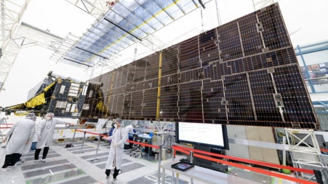 Nasa builds spacecraft that will travel 2.4-billion km using only solar energy - Vimarsana News