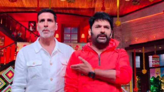 Akshay Kumar calls Kapil Sharma 'bewafa' on TKSS for Bachchhan Paandey promotion with Kriti, Jacqueline