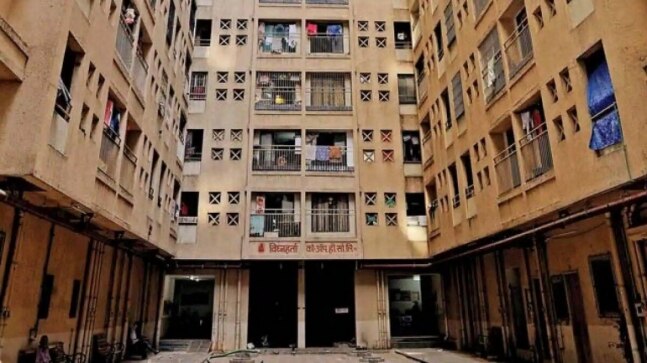 Maharashtra govt orders temporary stay on NA tax recovery from housing societies in Mumbai suburbs - Vimarsana News