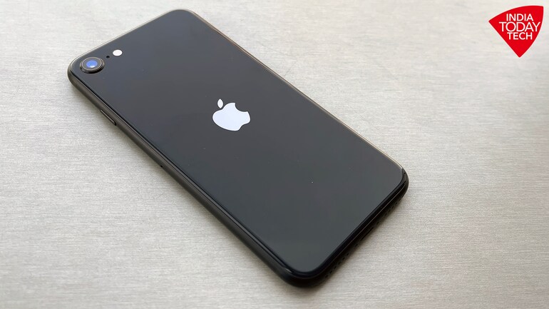 Apple Iphone Se 22 Review In 5 Points Some Things Great Some Things Same Technology News Apple Iphone Se 22 Review In 5 Points Some Things Great Some Things Same Technology News