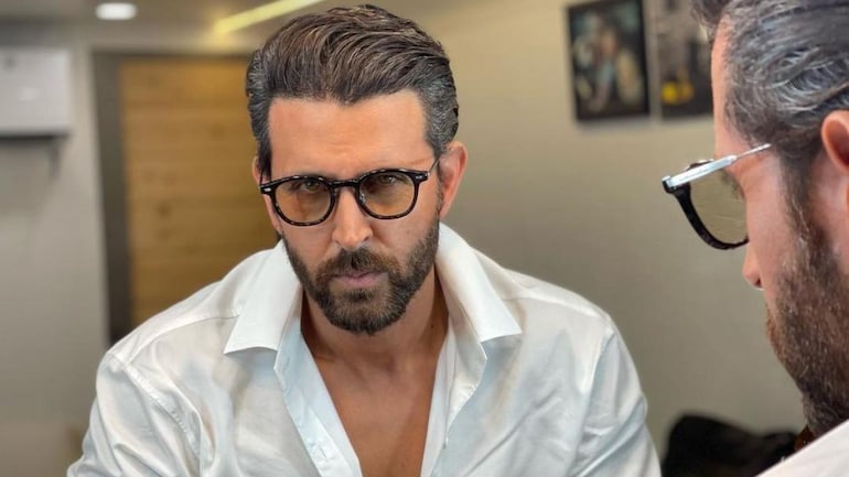 Ο Hrithik Roshan δημοσιεύει νέα φωτογραφία από τις συλλογές της Vikram Veda.  Έλληνας θεός, διακηρύσσει το Διαδίκτυο Ο Hrithik Roshan δημοσιεύει νέα φωτογραφία από τις συλλογές της Vikram Veda.  Έλληνας θεός, διακηρύσσει το Διαδίκτυο