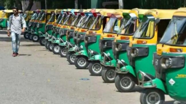 Auto, taxi, mini bus drivers in Delhi to go on strike today over rising fuel, CNG prices - Vimarsana News