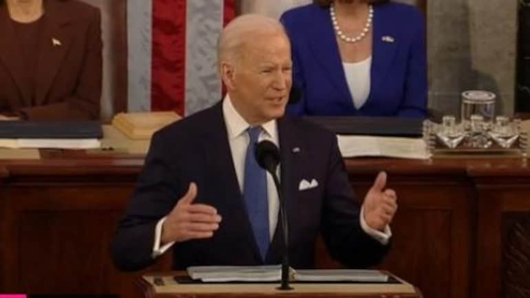 Wird Russlands Wachstumsfähigkeit ersticken, sagt Biden, als die USA Moskau mit Sanktionen wegen „Kriegsverbrechen“ schlagen US-Präsident Joe Biden