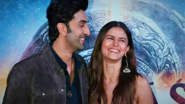 Ranbir Kapoor can’t stop teasing Alia Bhatt in throwback video. Watch