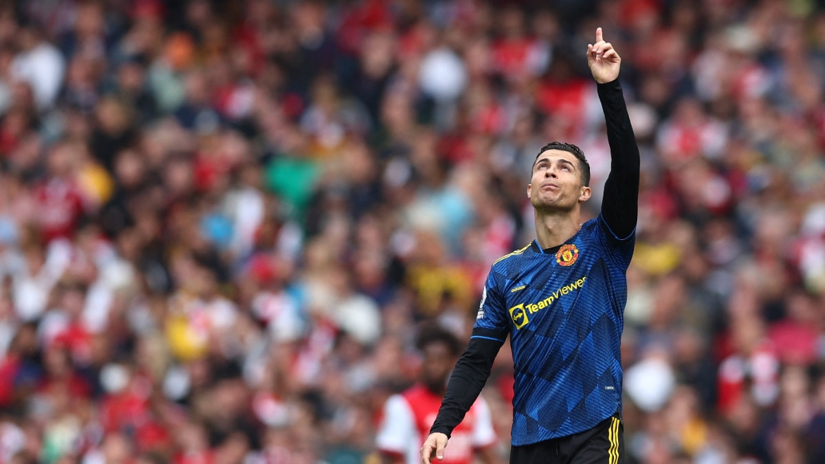 Premier League: After Liverpool, Arsenal fans observe a minute's applause for Cristiano Ronaldo