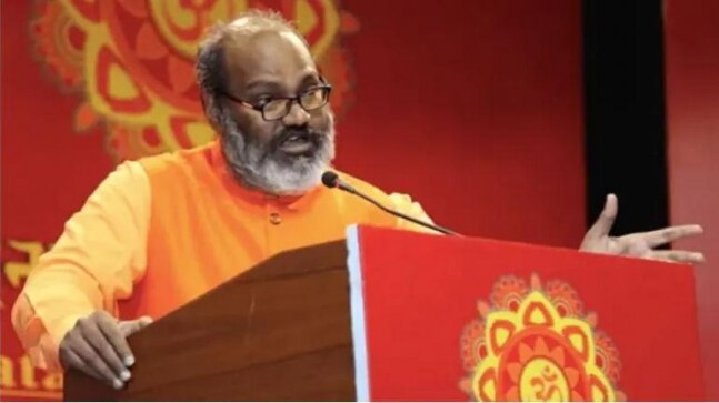 Out on bail, Yati Narsinghanand booked again for hate speech at Hindu Mahasabha event in Delhi - Vimarsana News