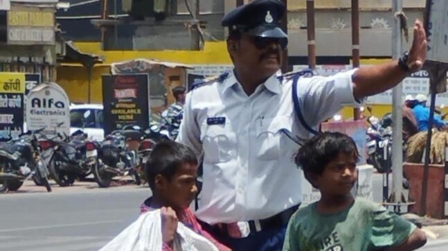 Indore dancing cop goes beyond call of duty to help poor kids