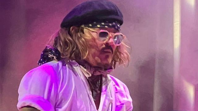 Johnny Depp delivers surprise performance at UK concert as Amber Heard case goes to jury