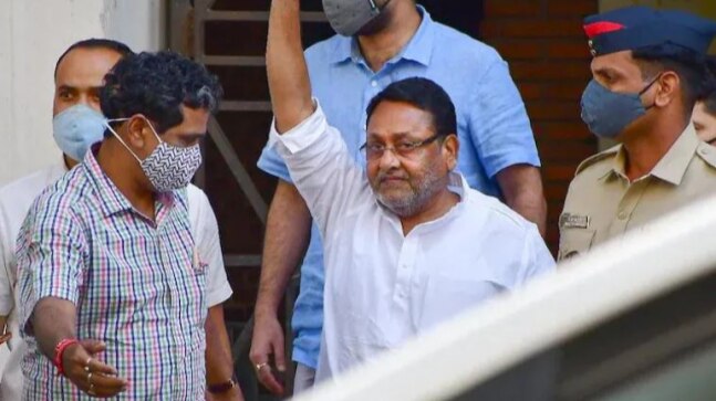 Mumbai court permits Nawab Malik to shift to private hospital, no relief for Deshmukh - Vimarsana News