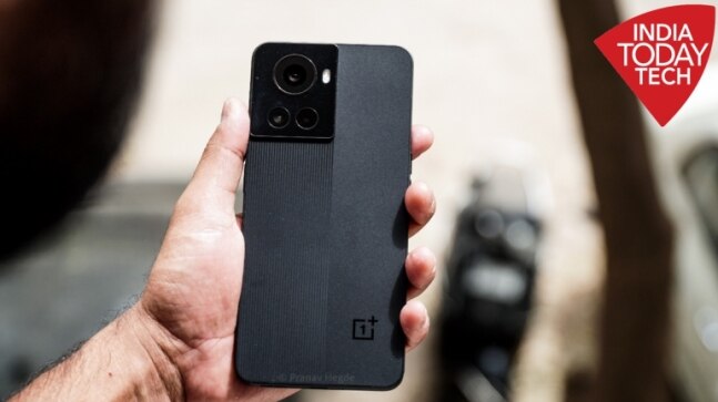 OnePlus 10R Review: There's more than just the 150W fast charging goodness - Vimarsana News