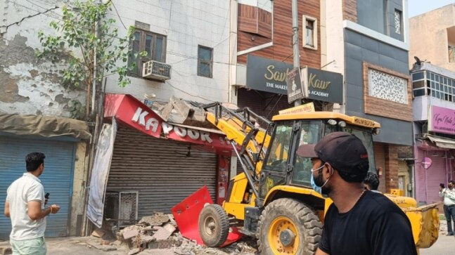 Delhi civic bodies carry out anti-encroachment drive in several areas amid protests