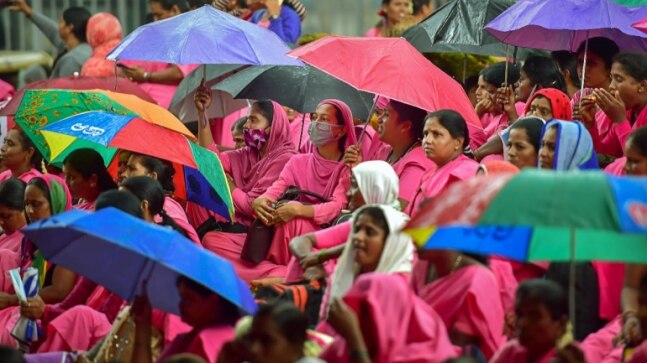 Bengaluru rains: Water recedes, more showers likely for five days - Vimarsana News
