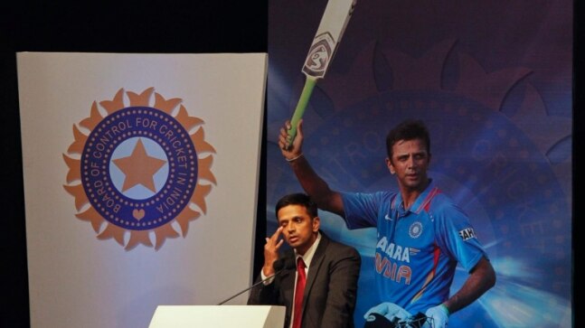 It's like I am talking to the wall: VVS Laxman and Rahul Dravid meet up during RCB vs PBKS
