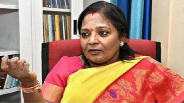 DMK, DMDK protest outside Jipmer over circular asking entries be made in Hindi; misinterpreted, says Lt Guv
