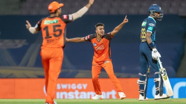 Umran Malik will be there with Jasprit Bumrah if India give him a chance: Chaminda Vaas