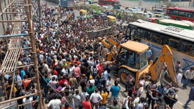 Shaheen Bagh demolition: SC refuses to intervene, pulls up civic body for not sending prior notice