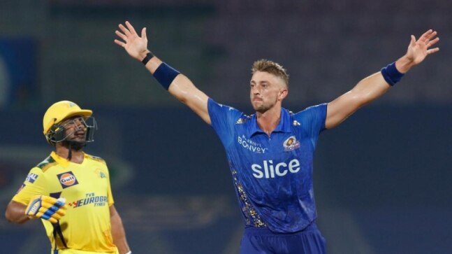 CSK vs MI: Devon Conway denied DRS help because of power outage at Wankhede
