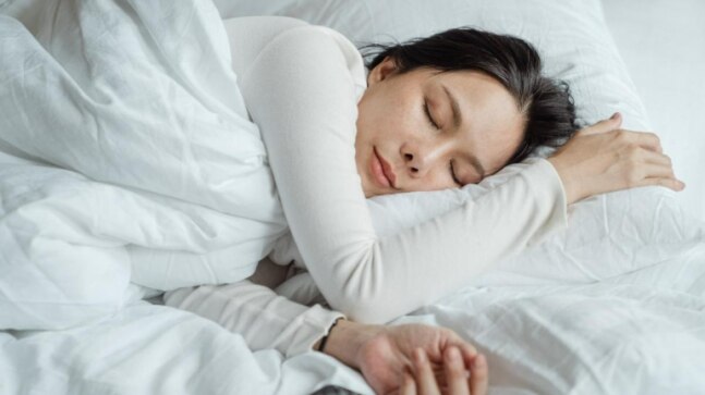 Want to be healthy? Seven hours of sleep is ideal, reveals study - Vimarsana News