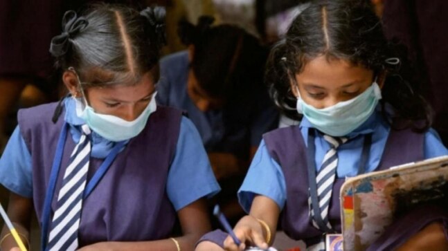 Students of Classes 1 to 8 to be mass promoted on account of pandemic: Gujarat govt - Vimarsana News