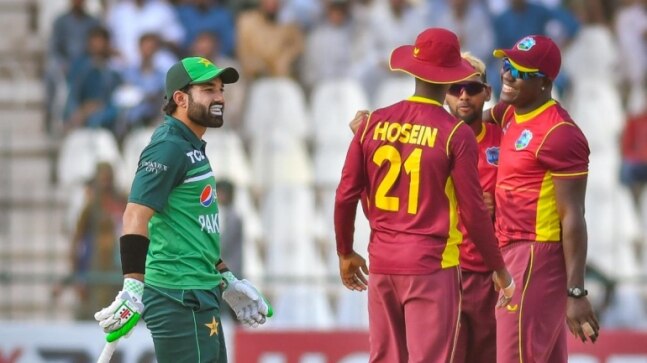 Pakistan vs West Indies: Heavy sandstorm interrupts third ODI in Multan - Vimarsana News