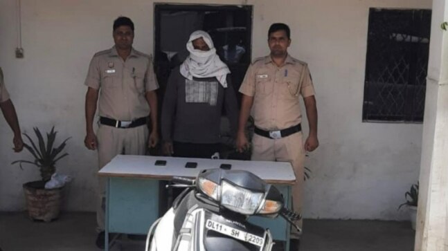 Delhi Man becomes mobile snatcher after losing job due to Covid-19 pandemic, arrested - Vimarsana News