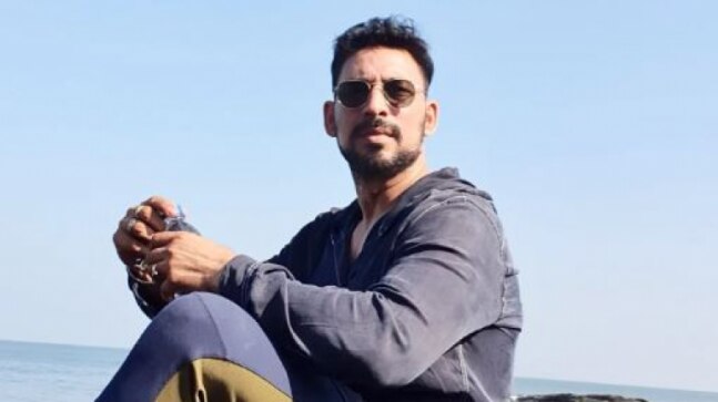 CID actor Hrishikesh Pandey mugged, files police complaint after losing cash, documents - Vimarsana News
