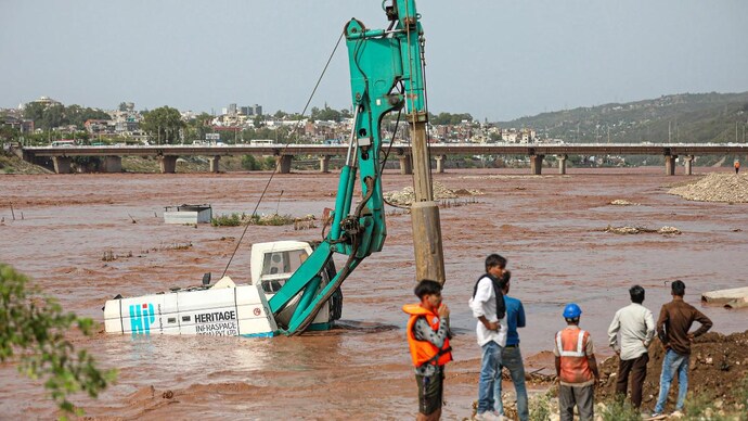 Jammu Floods: 41 Deaths, Vaishno Devi Yatra in Question