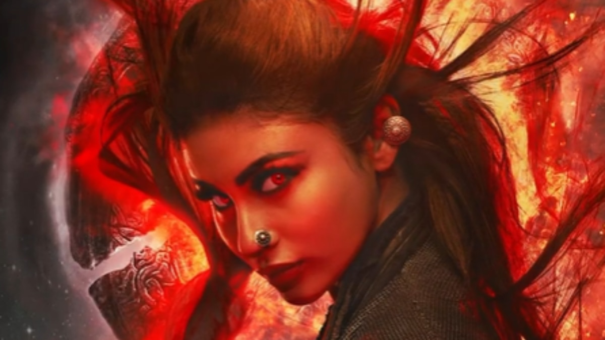 Mouni Roy as Junoon in Brahmastra Part One Shiva gives major Naagin vibes. Watch