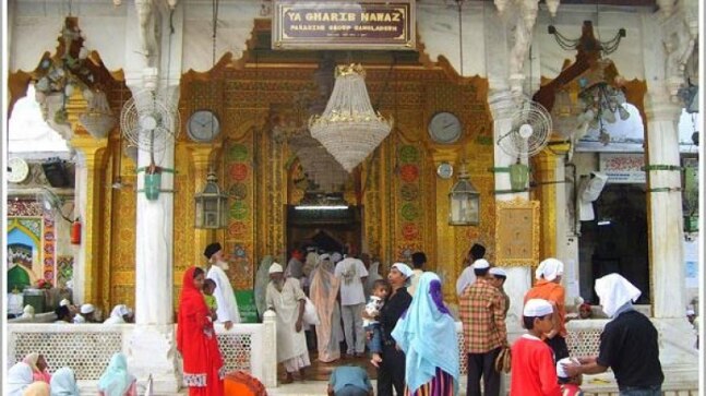 Provocative speeches by clerics: Low footfall at Ajmer Sharif on Eid, traders claim loss - Vimarsana News