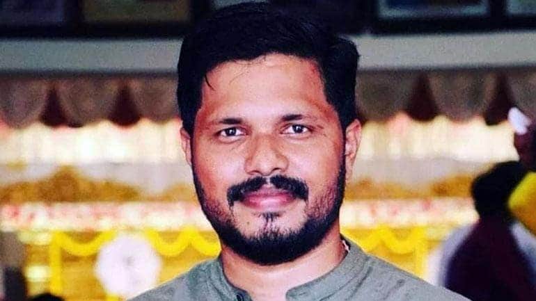 Karnataka police arrests two people in connection with BJP Yuva Morcha leader murder Slain BJP youth worker Praveen Nettaru