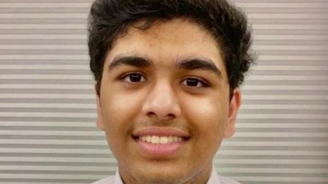 Cubing youtuber scores 99.6 percentile in CBSE 10th board and shows the importance of extracurricular