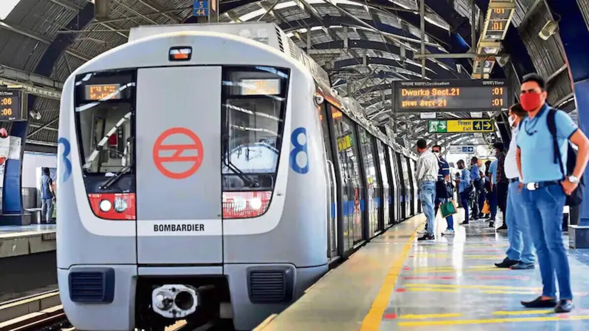 Delhi Metro’s Blue Line services hit between Indraprastha and Yamuna