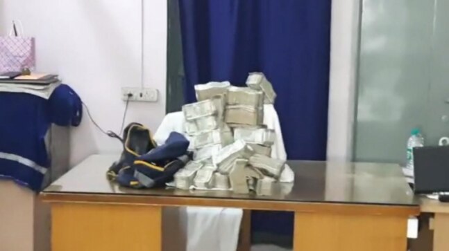 Congress suspends 3 Jharkhand MLAs caught in Bengal cash haul