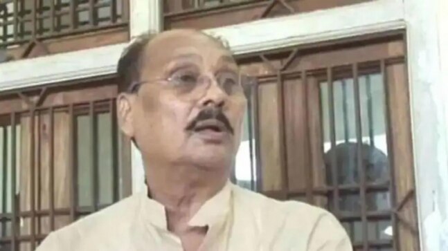 Samajwadi party MLA Ramakant Yadav mastermind in Azamgarh liquor tragedy, says police