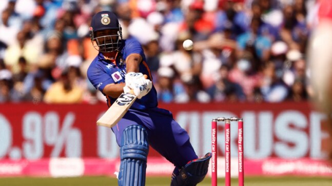 Rishabh Pant may seem irresponsible playing certain shots but he is not: Sanjay Manjrekar