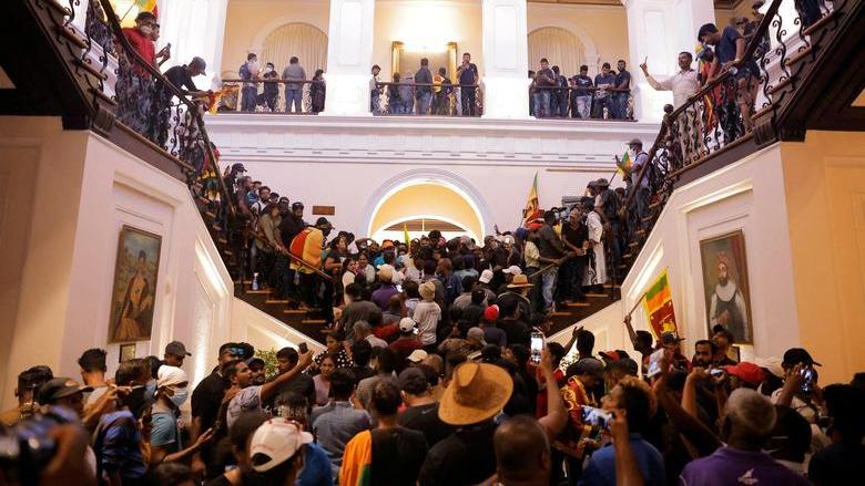 Demonstrators protest inside the President's house, after President Gotabaya Rajapaksa fled, amid the country's economic crisis, in Colombo, Sri Lanka. (Photo: Reuters)