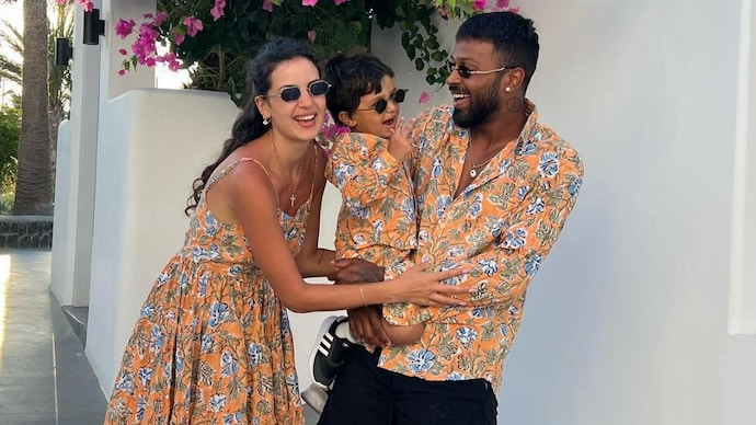 Hardik Pandya and Natasa Stankovic pose with their son in matching outfits in cute family pic - India Today