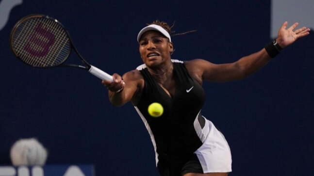 Serena Williams loses to Belinda Bencic in straight sets in Canadian Open