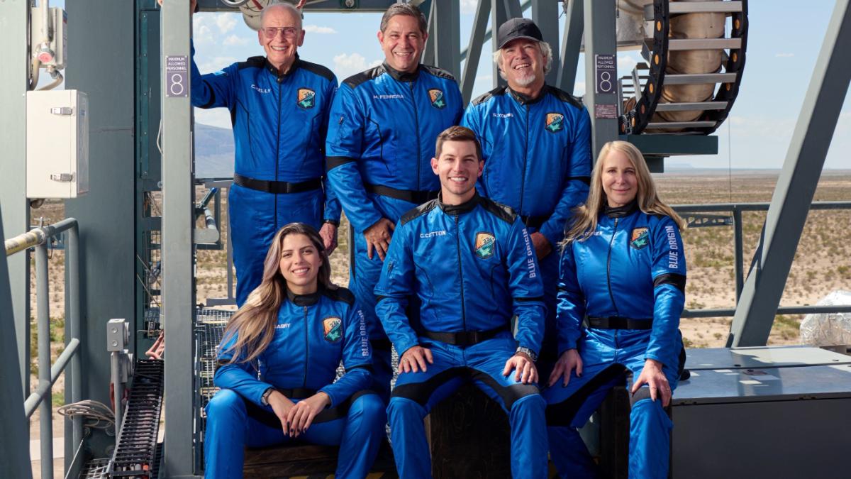 Blue Origin successfully launched six passengers into space on Thursday. (Photo: Twitter/ @blueorigin)