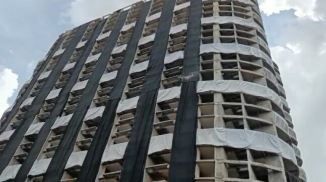 Supertech twin towers demolition: Horticulture team roped in to save greenery, 7k residents to be evacuated - Vimarsana News