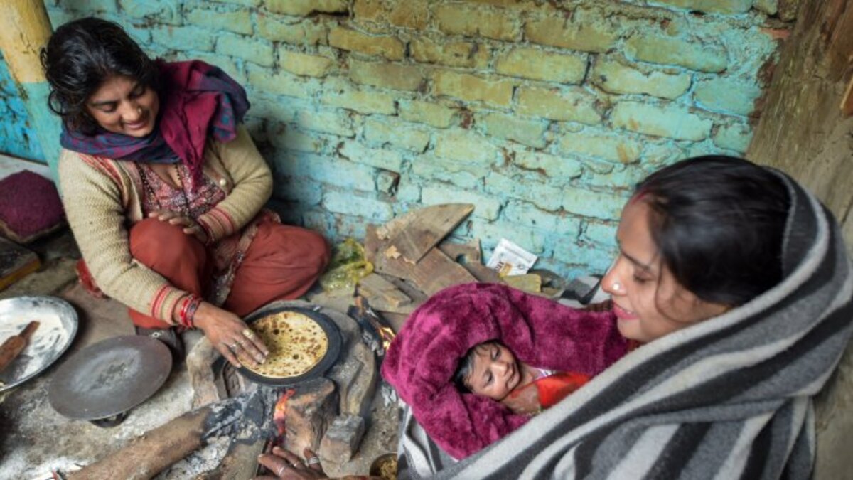 Women's panel launches study on plight of Hindu women refugees living in Delhi's Majnu ka Tila